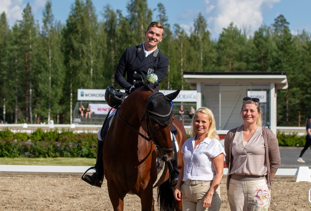 Ville-Vaurio-Dante-NL-kuvaaja-Iita-Maria-Ahtiainen-SR-7  